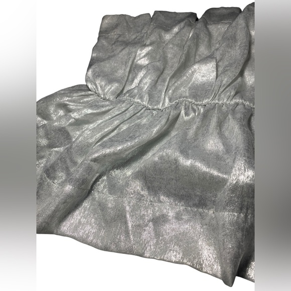 TCEC | Silver Strapless Metallic Top | Size Large - Picture 2 of 4